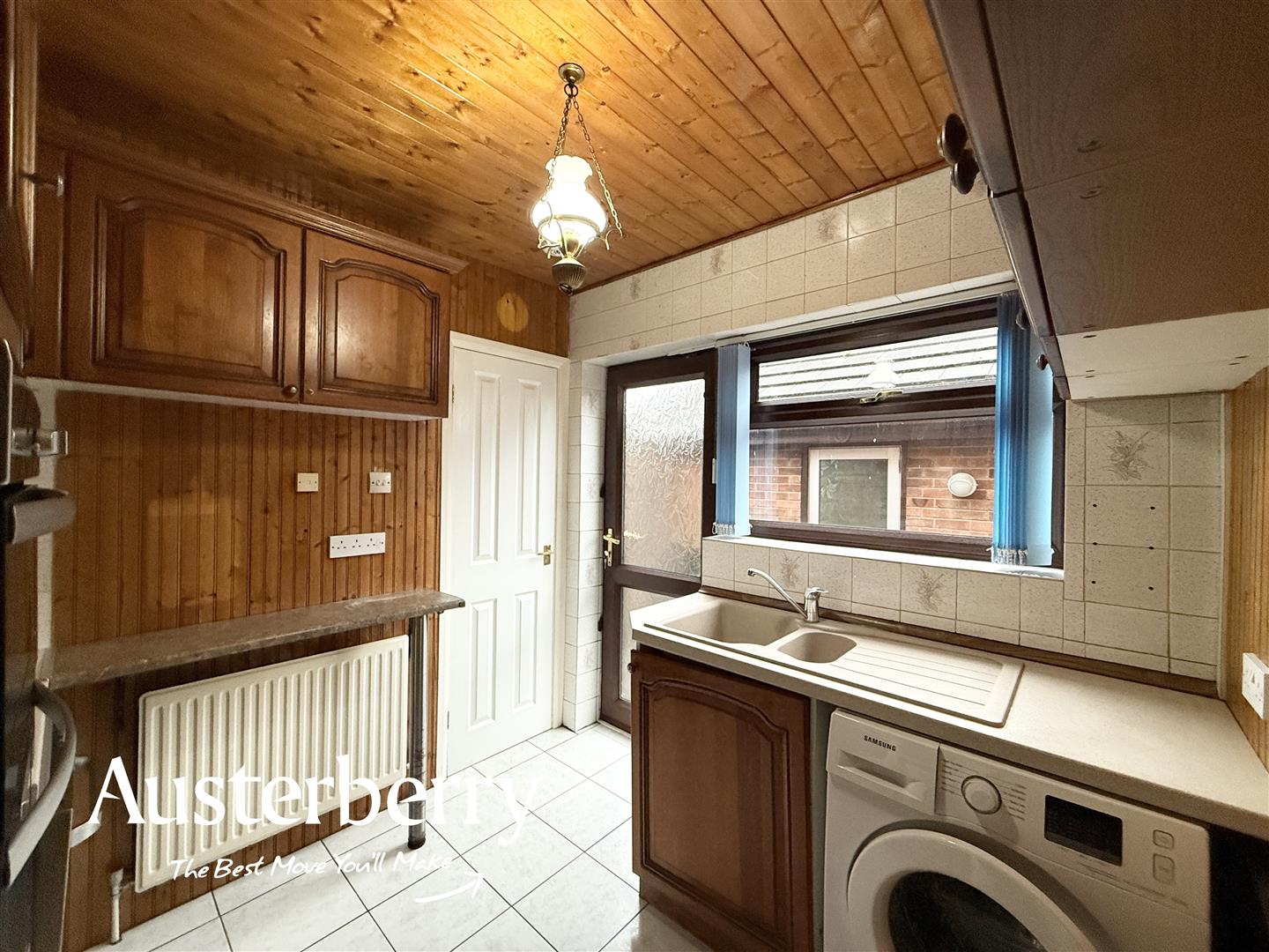 2 bed property in Thirlmere Grove, Stoke-On-Trent